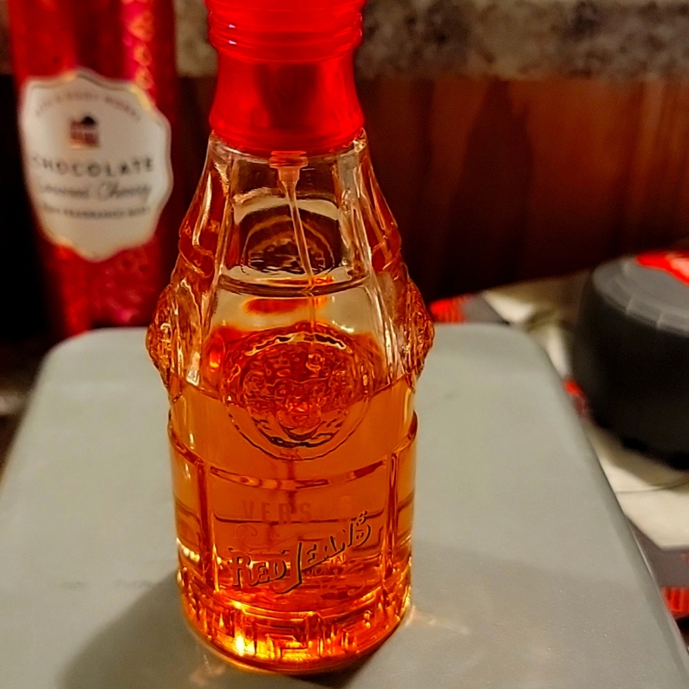 Versace Versus Red Jeans Woman Eau De Toilette Spray 2.5 Fl Oz 80% Full